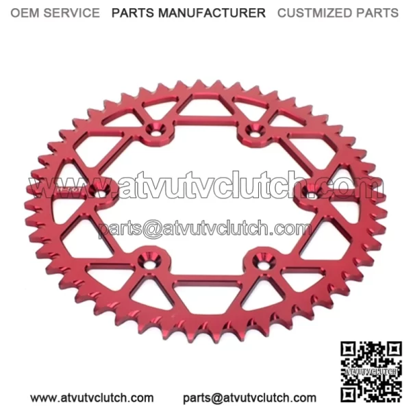 Self cleaning motorcycle rear sprocket for Honda